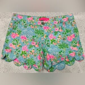 Lilly Pulitzer X Disney Buttercup Scalloped Short